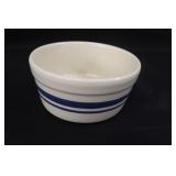 New Roseville  Blue Strip 5" Dish