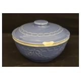 USA Covered Stoneware 8" Bowl w/ Lid