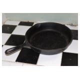 Wagner 11" Cast Iron Skillet