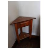 Corner Night Stand & Lamp