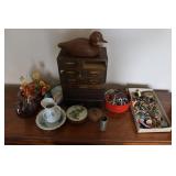 Costume Jewelry, Jewelry Boxes. & Collectables