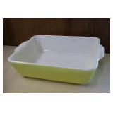 Vintage Pyrex #28 Yellow 1 1/2 qt. Casserole