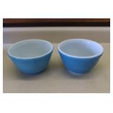 Vintage Pyrex 5 1/2" Mixing Bowls