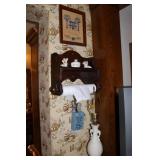 Towel Rack, Lamp & Misc..