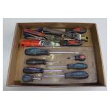 Screw Drivers, Utility Knives & Pliers