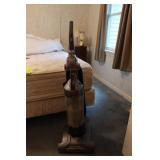 Hoover Wind Tunnel Vacuum