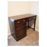 Ethan Allen Student Desk