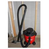 Like New Wet/Dry Shop Vac