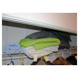 Blankets & Pillows
