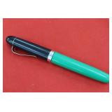 Large Lylly 8' Fountain Pen
