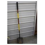 Fiberglass Handle 3-Point Shovel