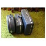 American Tourister Luggage Set