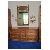 Dresser, Mirror & Wall Hangings