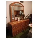 Dresser & Mirror