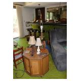 End Table & Lamps