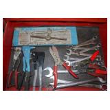 Riveters, Wrenches, Tap & Die Set