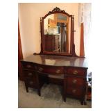 Federal Style Mahogany Vanity
