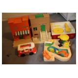 Vintage Fisher Price Play Sets &Toys