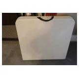 Max Chief 4 Foot Poly Folding Table