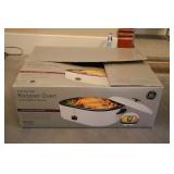 GE Family Size Roaster Oven