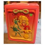 Vintage 3D Fashion Doll Trunk & Clothing