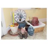 Planters, Vases, & Yard Dï¿½cor