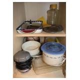 Baking Dishes, Crock Pot, & Omelet Maker