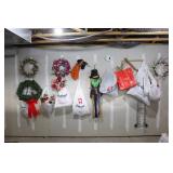 Wall of Various Dï¿½cor