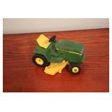 1/16th Diecast John Deere Lawn Mower