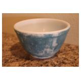 5.5' Pyrex Mixing Bowl