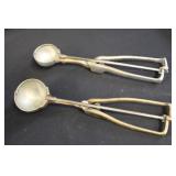 Gilchrist No. 30 Ice Cream Scoops