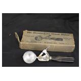 The Standard Ice Cream Disher - Belleville 9