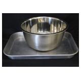 Aluminum Pan & Stainless Mixing Bowl