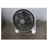 9" Desk Fan