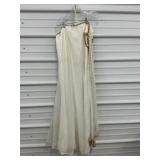 Used Sz. M Ceasars Wife Costume