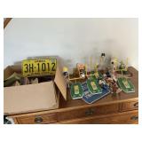 Sports pennants, Books, NFL Colllectibles