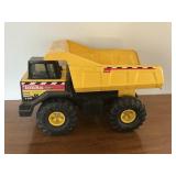 Tonka Mighty Dump Truck