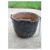 Antique 8EM Footed Black Cast Iron Pot