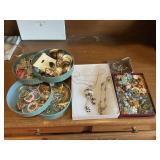 Fashion Necklaces & Earrings