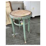 20' Stool