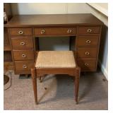 Kneel Hole Desk & Bench