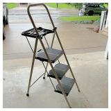 Stapleton 3 Step Paint Ladder