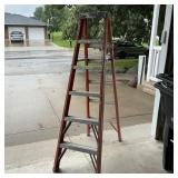 5' Fiberglass Ladder