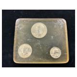 Lucite/Resin Bicentennial Coin Paperweight