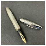 Sheaffer White Dot Fountain Pen w/ Gold 18k Nib