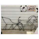 Lawn Ornaments: Sleigh & 1 Horse