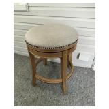 26" Swivel Stool