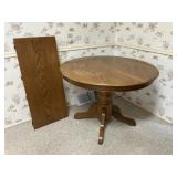 42" Round Oak Dining Table
