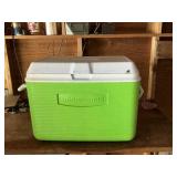 Rubbermaid Cooler