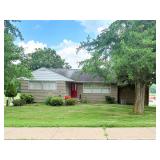 REAL ESTATE AUCTION: INDIANA, PA. 15701....LIVE, ONSITE